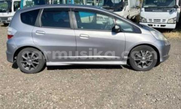 Acheter Occasion Voiture Honda Fit Gris à Beitbridge, Matabeleland South Acheter Occasion Voiture Honda Fit Gris à Beitbridge, Matabeleland South