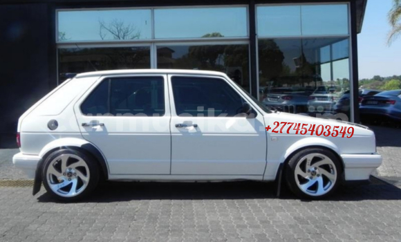 Acheter Occasion Voiture Volkswagen Golf Blanc à Beitbridge, Matabeleland South Acheter Occasion Voiture Volkswagen Golf Blanc à Beitbridge, Matabeleland South