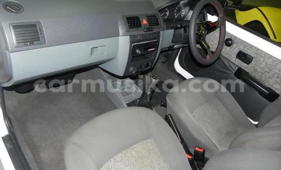 Acheter Occasion Voiture Volkswagen Golf Blanc à Beitbridge, Matabeleland South Acheter Occasion Voiture Volkswagen Golf Blanc à Beitbridge, Matabeleland South