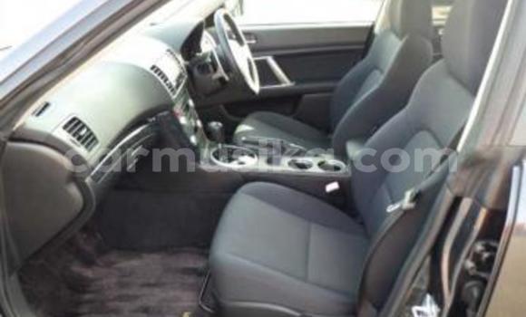 Nunua Ilio tumika Subaru Legacy Nyeusi Gari ndani ya Beitbridge nchini Matabeleland Kusini Nunua Ilio tumika Subaru Legacy Nyeusi Gari ndani ya Beitbridge nchini Matabeleland Kusini