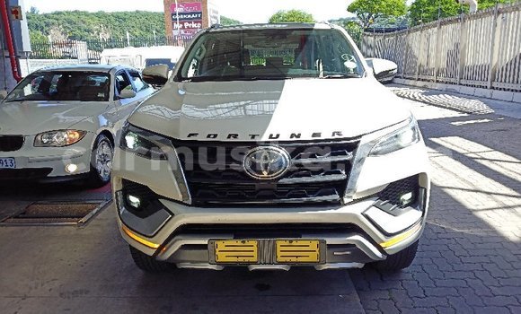 Medium with watermark toyota fortuner harare harare 25620