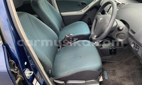 Buy Used Toyota Vitz Blue Car in Beitbridge in Matabeleland South Buy Used Toyota Vitz Blue Car in Beitbridge in Matabeleland South