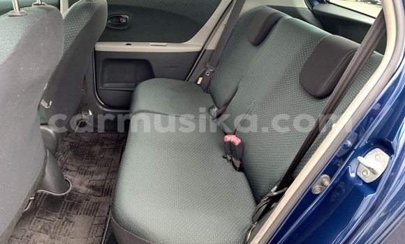 Buy Used Toyota Vitz Blue Car in Beitbridge in Matabeleland South Buy Used Toyota Vitz Blue Car in Beitbridge in Matabeleland South