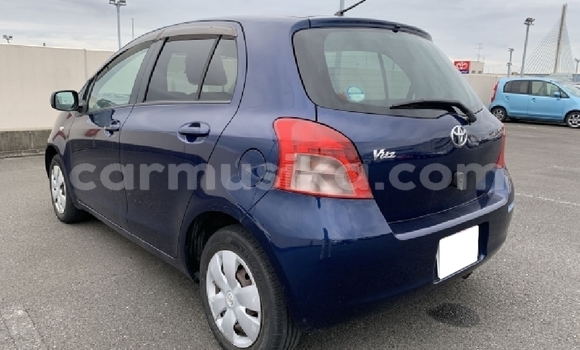 Buy Used Toyota Vitz Blue Car in Beitbridge in Matabeleland South Buy Used Toyota Vitz Blue Car in Beitbridge in Matabeleland South
