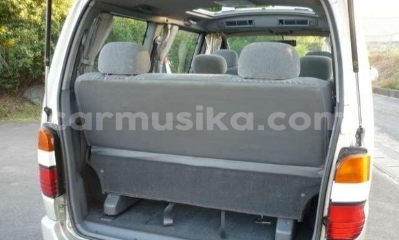 Buy Used Toyota Granvia Other Car in Beitbridge in Matabeleland South Buy Used Toyota Granvia Other Car in Beitbridge in Matabeleland South