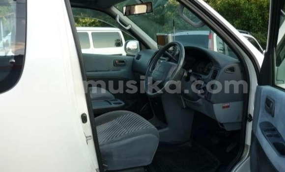 Buy Used Toyota Granvia Other Car in Beitbridge in Matabeleland South Buy Used Toyota Granvia Other Car in Beitbridge in Matabeleland South