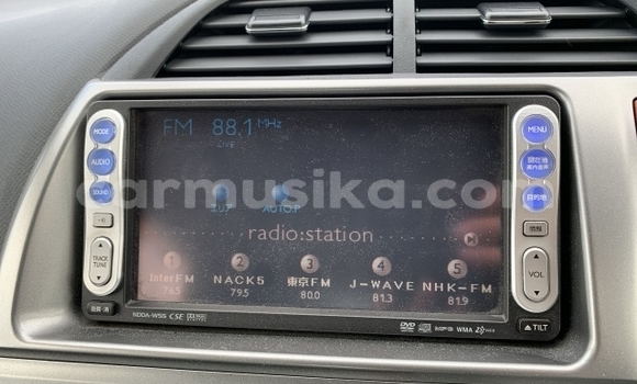 Acheter Occasion Voiture Toyota Ractis Blanc à Beitbridge, Matabeleland South Acheter Occasion Voiture Toyota Ractis Blanc à Beitbridge, Matabeleland South