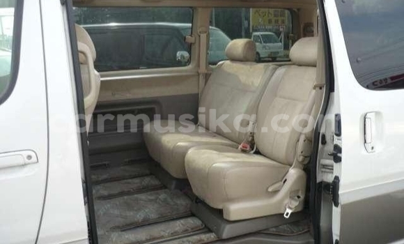 Buy Used Toyota Granvia Other Car in Beitbridge in Matabeleland South Buy Used Toyota Granvia Other Car in Beitbridge in Matabeleland South