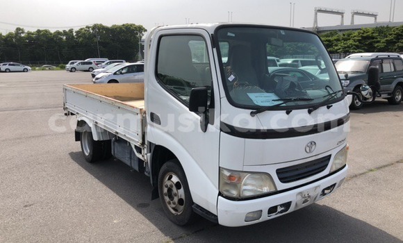 Acheter Occasion Utilitaire Toyota Dyna Blanc à Beitbridge, Matabeleland South Acheter Occasion Utilitaire Toyota Dyna Blanc à Beitbridge, Matabeleland South
