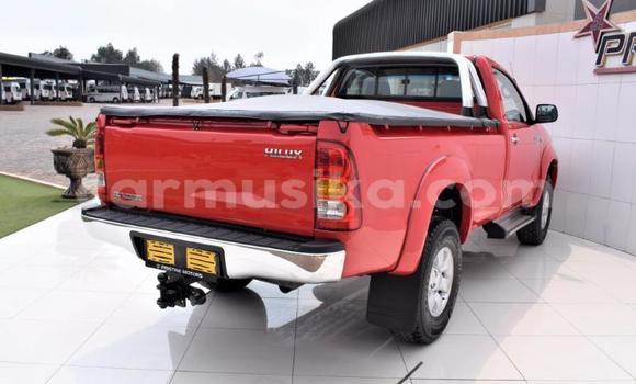 Buy Used Toyota Hilux Red Car in Beitbridge in Matabeleland South Buy Used Toyota Hilux Red Car in Beitbridge in Matabeleland South