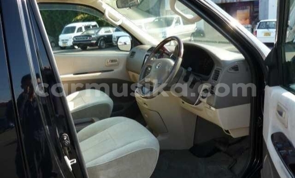 Tenga Tsaru Toyota Granvia Zvimwe Mota in Beitbridge in Matabeleland South Tenga Tsaru Toyota Granvia Zvimwe Mota in Beitbridge in Matabeleland South