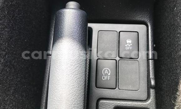 Acheter Occasion Voiture Toyota Vitz Noir à Beitbridge, Matabeleland South Acheter Occasion Voiture Toyota Vitz Noir à Beitbridge, Matabeleland South