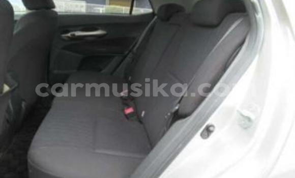 Nunua Ilio tumika Toyota Auris Fedha Gari ndani ya Beitbridge nchini Matabeleland Kusini Nunua Ilio tumika Toyota Auris Fedha Gari ndani ya Beitbridge nchini Matabeleland Kusini