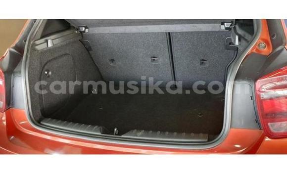 Tenga Tsaru BMW 3–Series Tsvuku Mota in Bulawayo in Bulawayo Tenga Tsaru BMW 3–Series Tsvuku Mota in Bulawayo in Bulawayo