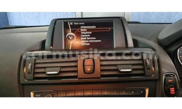 Tenga Tsaru BMW 3–Series Tsvuku Mota in Bulawayo in Bulawayo Tenga Tsaru BMW 3–Series Tsvuku Mota in Bulawayo in Bulawayo