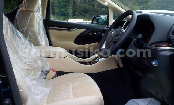 Acheter Occasion Voiture Toyota Alphard Noir à Beitbridge, Matabeleland South Acheter Occasion Voiture Toyota Alphard Noir à Beitbridge, Matabeleland South