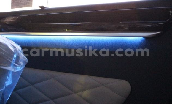 Acheter Occasion Voiture Toyota Grand HiAce Noir à Beitbridge, Matabeleland South Acheter Occasion Voiture Toyota Grand HiAce Noir à Beitbridge, Matabeleland South