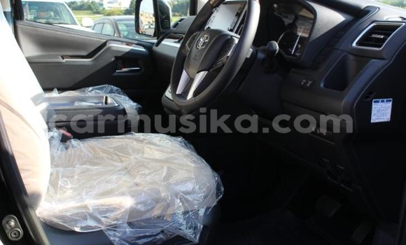 Acheter Occasion Voiture Toyota Grand HiAce Noir à Beitbridge, Matabeleland South Acheter Occasion Voiture Toyota Grand HiAce Noir à Beitbridge, Matabeleland South