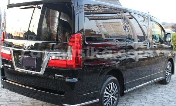 Acheter Occasion Voiture Toyota Grand HiAce Noir à Beitbridge, Matabeleland South Acheter Occasion Voiture Toyota Grand HiAce Noir à Beitbridge, Matabeleland South