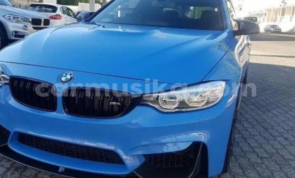 Nunua Ilio tumika BMW M4 Bluu Gari ndani ya Beitbridge nchini Matabeleland Kusini