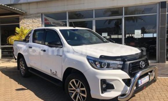Nunua Ilio tumika Toyota Hilux Nyeupe Gari ndani ya Beitbridge nchini Matabeleland Kusini Nunua Ilio tumika Toyota Hilux Nyeupe Gari ndani ya Beitbridge nchini Matabeleland Kusini