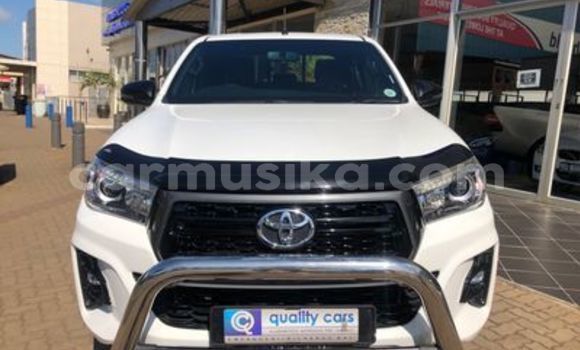 Nunua Ilio tumika Toyota Hilux Nyeupe Gari ndani ya Beitbridge nchini Matabeleland Kusini Nunua Ilio tumika Toyota Hilux Nyeupe Gari ndani ya Beitbridge nchini Matabeleland Kusini