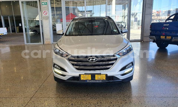 Nunua Ilio tumika Hyundai Tucson Fedha Gari ndani ya Beitbridge nchini Matabeleland Kusini Nunua Ilio tumika Hyundai Tucson Fedha Gari ndani ya Beitbridge nchini Matabeleland Kusini
