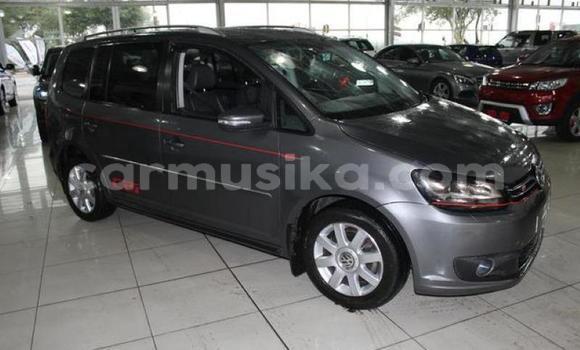 Acheter Occasion Voiture Volkswagen Touran Autre à Greendale, Harare Acheter Occasion Voiture Volkswagen Touran Autre à Greendale, Harare