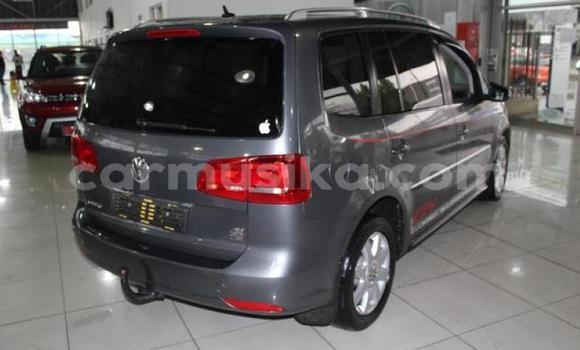Acheter Occasion Voiture Volkswagen Touran Autre à Greendale, Harare Acheter Occasion Voiture Volkswagen Touran Autre à Greendale, Harare