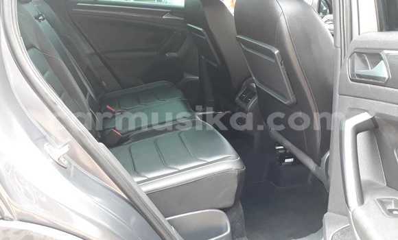 Buy Used Volkswagen Tiguan Silver Car in Beitbridge in Matabeleland South Buy Used Volkswagen Tiguan Silver Car in Beitbridge in Matabeleland South