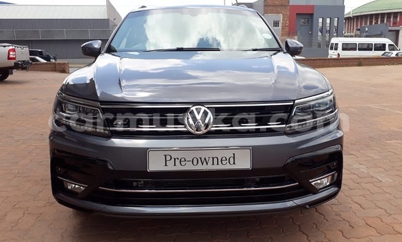 Buy Used Volkswagen Tiguan Silver Car in Beitbridge in Matabeleland South Buy Used Volkswagen Tiguan Silver Car in Beitbridge in Matabeleland South