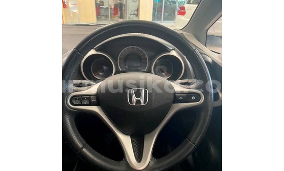 Buy Used Honda Jazz Silver Car in Beitbridge in Matabeleland South Buy Used Honda Jazz Silver Car in Beitbridge in Matabeleland South