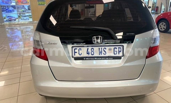 Buy Used Honda Jazz Silver Car in Beitbridge in Matabeleland South Buy Used Honda Jazz Silver Car in Beitbridge in Matabeleland South