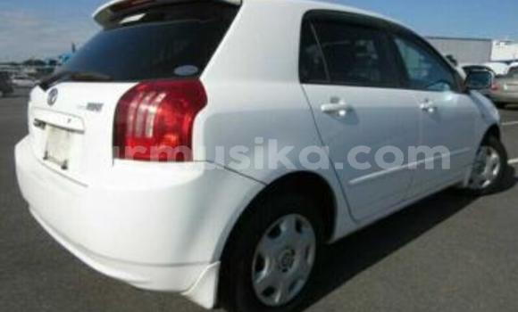Acheter Occasion Voiture Toyota Runx Blanc à Beitbridge, Matabeleland South Acheter Occasion Voiture Toyota Runx Blanc à Beitbridge, Matabeleland South