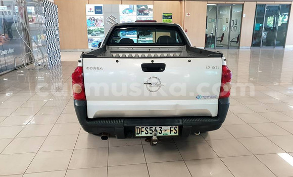 Tenga Tsaru Opel Corsa Sirivha Mota in Beitbridge in Matabeleland South Tenga Tsaru Opel Corsa Sirivha Mota in Beitbridge in Matabeleland South