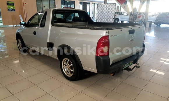 Tenga Tsaru Opel Corsa Sirivha Mota in Beitbridge in Matabeleland South Tenga Tsaru Opel Corsa Sirivha Mota in Beitbridge in Matabeleland South