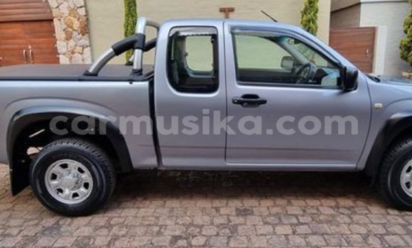 Tenga Tsaru Isuzu KB Sirivha Mota in Beitbridge in Matabeleland South Tenga Tsaru Isuzu KB Sirivha Mota in Beitbridge in Matabeleland South