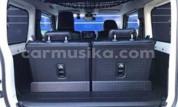 Nunua Ilio tumika Suzuki Jimny Nyeupe Gari ndani ya Beitbridge nchini Matabeleland Kusini Nunua Ilio tumika Suzuki Jimny Nyeupe Gari ndani ya Beitbridge nchini Matabeleland Kusini