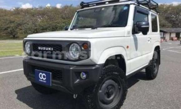 Nunua Ilio tumika Suzuki Jimny Nyeupe Gari ndani ya Beitbridge nchini Matabeleland Kusini Nunua Ilio tumika Suzuki Jimny Nyeupe Gari ndani ya Beitbridge nchini Matabeleland Kusini