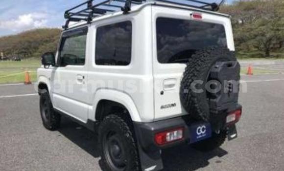 Nunua Ilio tumika Suzuki Jimny Nyeupe Gari ndani ya Beitbridge nchini Matabeleland Kusini Nunua Ilio tumika Suzuki Jimny Nyeupe Gari ndani ya Beitbridge nchini Matabeleland Kusini