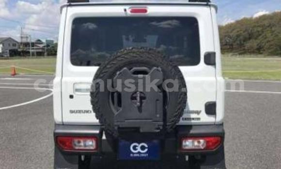 Nunua Ilio tumika Suzuki Jimny Nyeupe Gari ndani ya Beitbridge nchini Matabeleland Kusini Nunua Ilio tumika Suzuki Jimny Nyeupe Gari ndani ya Beitbridge nchini Matabeleland Kusini
