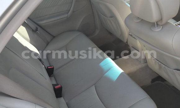 Acheter Occasion Voiture Mercedes‒Benz C–Class Gris à Beitbridge, Matabeleland South Acheter Occasion Voiture Mercedes‒Benz C–Class Gris à Beitbridge, Matabeleland South