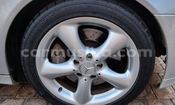 Tenga Tsaru Mercedes-Benz C-Classe Beige Mota in Beitbridge in Matabeleland South Tenga Tsaru Mercedes-Benz C-Classe Beige Mota in Beitbridge in Matabeleland South