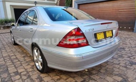 Tenga Tsaru Mercedes-Benz C-Classe Beige Mota in Beitbridge in Matabeleland South Tenga Tsaru Mercedes-Benz C-Classe Beige Mota in Beitbridge in Matabeleland South