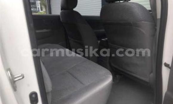 Acheter Occasion Voiture Toyota Hilux Beige à Beitbridge, Matabeleland South Acheter Occasion Voiture Toyota Hilux Beige à Beitbridge, Matabeleland South