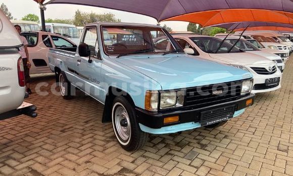 Nunua Ilio tumika Toyota Hilux Bluu Gari ndani ya Beitbridge nchini Matabeleland Kusini