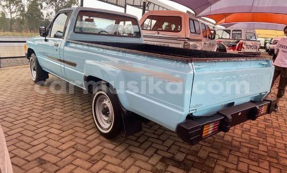 Tenga Tsaru Toyota Hilux Bhuruu Mota in Beitbridge in Matabeleland South Tenga Tsaru Toyota Hilux Bhuruu Mota in Beitbridge in Matabeleland South