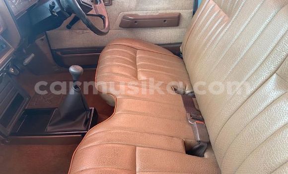 Tenga Tsaru Toyota Hilux Bhuruu Mota in Beitbridge in Matabeleland South Tenga Tsaru Toyota Hilux Bhuruu Mota in Beitbridge in Matabeleland South