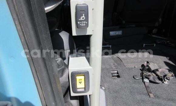 Nunua Ilio tumika Toyota FunCargo Nyingine Gari ndani ya Beitbridge nchini Matabeleland Kusini Nunua Ilio tumika Toyota FunCargo Nyingine Gari ndani ya Beitbridge nchini Matabeleland Kusini