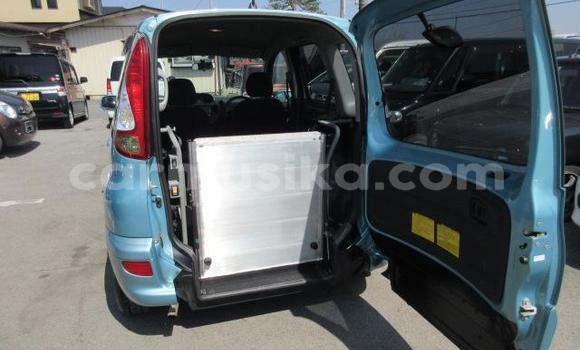 Nunua Ilio tumika Toyota FunCargo Nyingine Gari ndani ya Beitbridge nchini Matabeleland Kusini Nunua Ilio tumika Toyota FunCargo Nyingine Gari ndani ya Beitbridge nchini Matabeleland Kusini